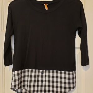 Girls SZ 12 Boutique black gingham top